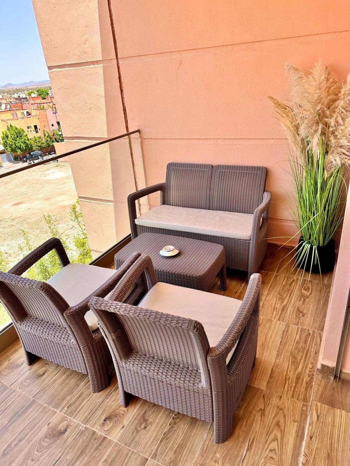 Appartement Luxueux Avec Piscine 10 Minutes Du Centre Ville Marrakesh Ngoại thất bức ảnh