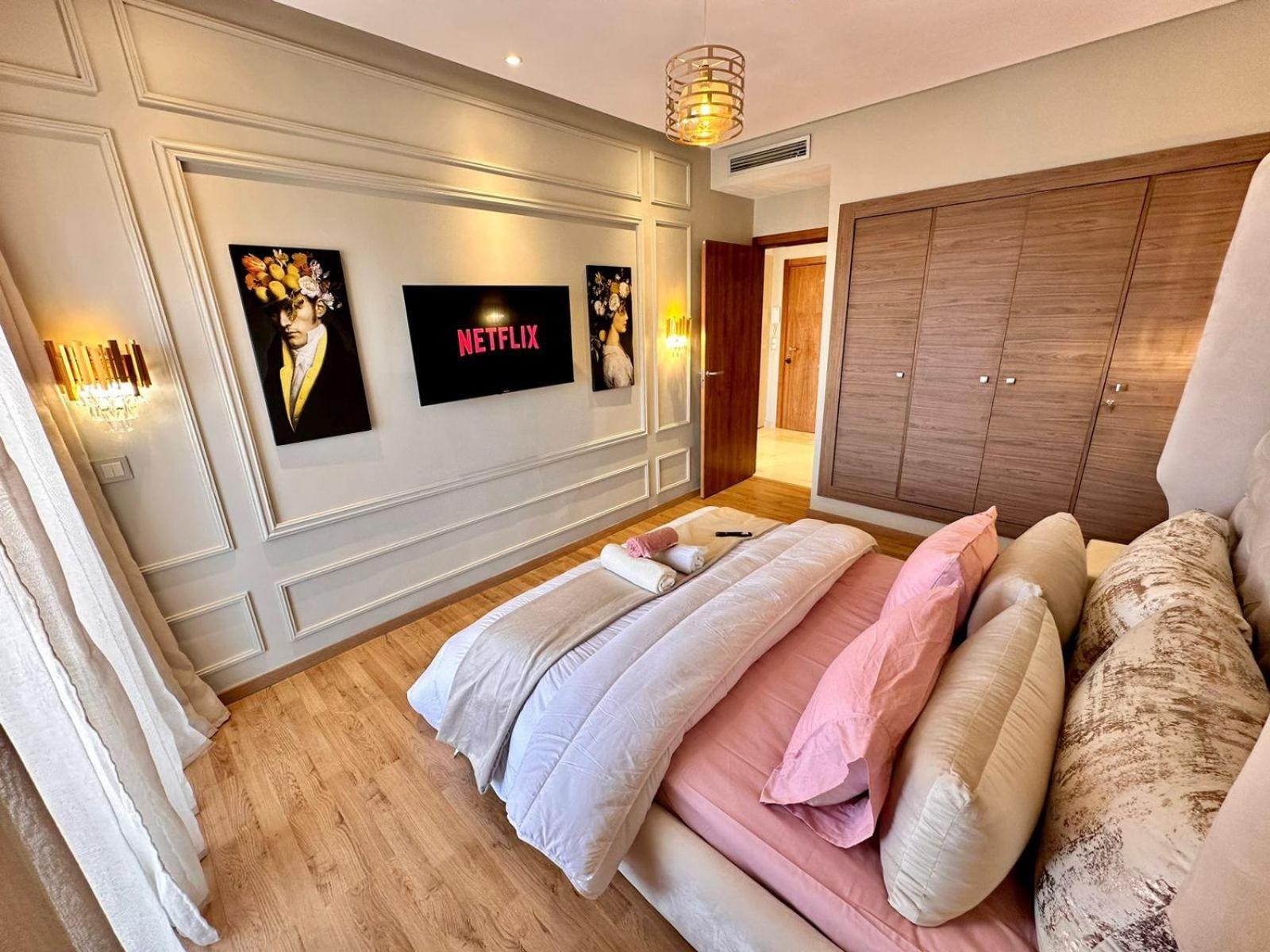 Appartement Luxueux Avec Piscine 10 Minutes Du Centre Ville Marrakesh Ngoại thất bức ảnh