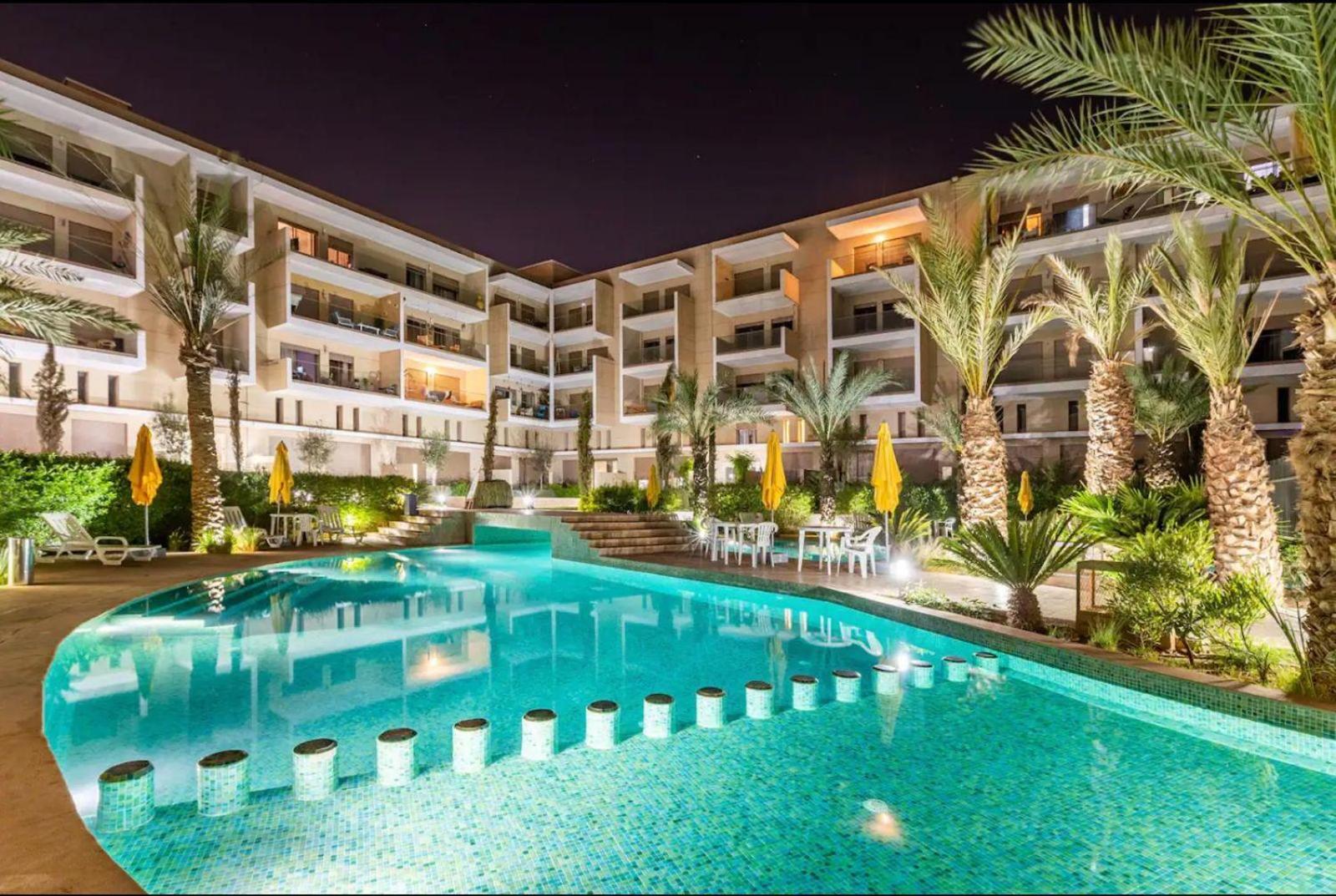 Appartement Luxueux Avec Piscine 10 Minutes Du Centre Ville Marrakesh Ngoại thất bức ảnh